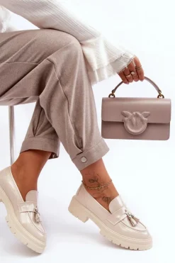 Boto Mokasyny Damskie Lakierowane*Lakierowane Półbuty Loafersy Z Frędzlami Jasnobeżowe Velenase