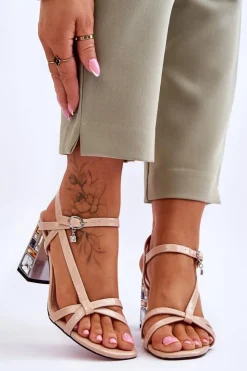 Damskie Damskie buty S.Barski Lakierowane Sandałki Na Ozdobnym Słupku D&A CR-232 Beżowe