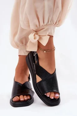 Discount Boto Lakierowane Sandały Damskie Na Koturnie Z Eko Skóry Czarne Quilara Czarny