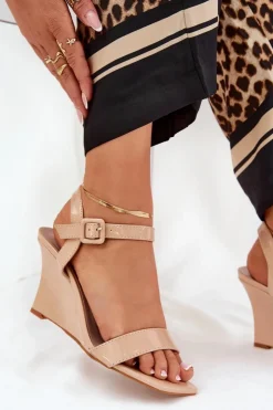 New Boto Lakierowane Sandały Damskie Na Koturnie Nude Vliraya Beżowy