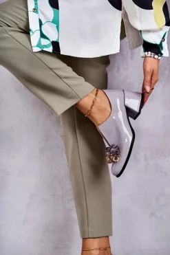 New Boto Lakierowane Skórzane Półbuty Gładkie Z Ciemną Ozdobą Szare Delaver