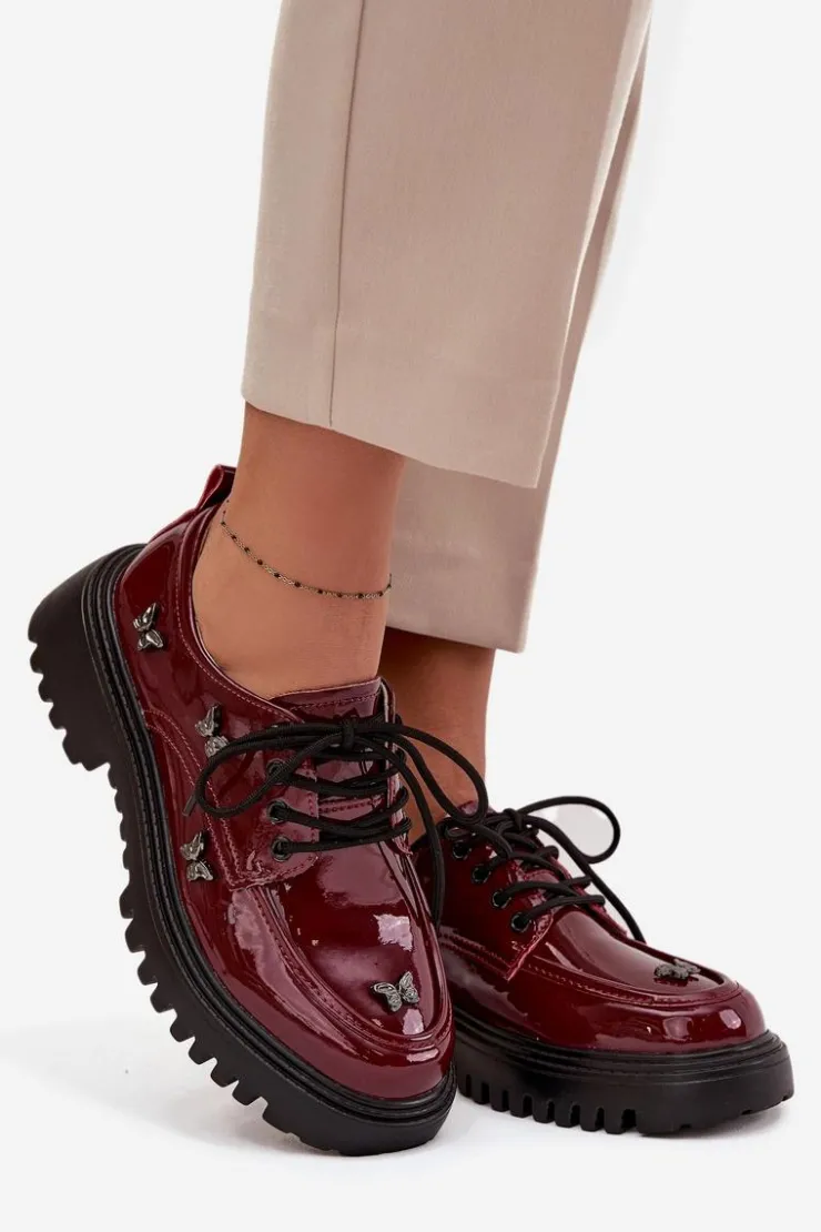 Discount Artiker Lakierowane Skórzane Półbuty Damskie Z Przypinkami 57C0336 Bordowe Czerwony