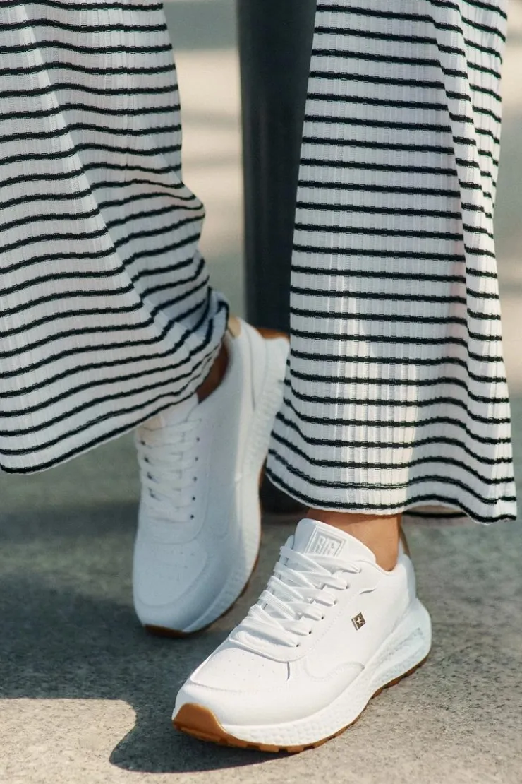 Discount Big Star Shoes Lekkie Buty Sportowe Damskie Big Star RR274629 HI-POLY SYSTEM Białe