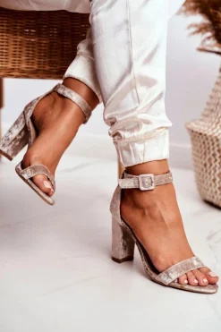 Boto Sandały Na Obcasie*Lu Boo Sandałki Welurowe Beżowe Na Słupku Catherine