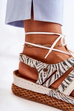 New Maciejka Modne Damskie Skórzane Sandały 05552-04 Beżowo-Czarne