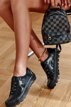 Discount Big Star Shoes Modne Lakierowane Trampki Big Star KK274044 Czarne Czarny