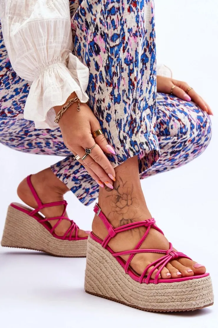 Outlet Boto Modne Sandały Na Koturnie Z Plecionką Fuksja Nessia