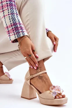 Outlet Boto Modne Sandały Z Kryształami Na Masywnym Obcasie Beżowe Garrett