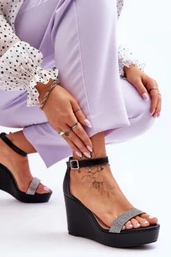 Boto Modne Skórzane Sandały Na Koturnie Czarne Arwen Czarny