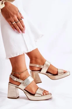 Sale Maciejka Modne Skórzane Sandały Na Obcasie 05522-25 Złote