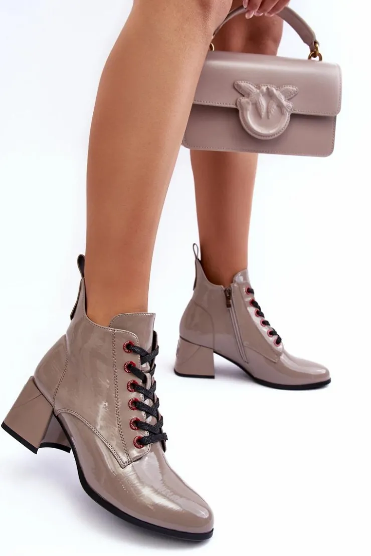 Damskie buty S.Barski Botki Sznurowane|Botki Na Słupku*Niskie Lakierowane Botki Sznurowane S.Barski MR870-66 Ciemnobeżowe