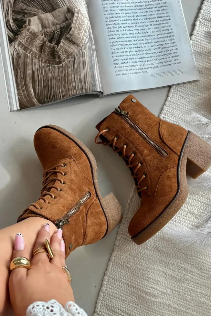 Hot Boto Ocieplane Botki Damskie Ze Sznurowaniem I Suwakami Camel Paressa