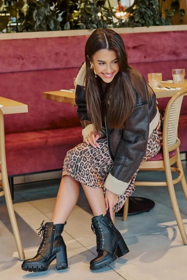 Boto Botki Ocieplane|Botki Na Obcasie*Ocieplane Botki Na Słupku Ze Złotym Detalem Czarne Ivarisse Czarny