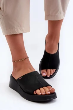 New ZAXY Pachnące Klapki Damskie Na Koturnie LL285084 Czarne Czarny