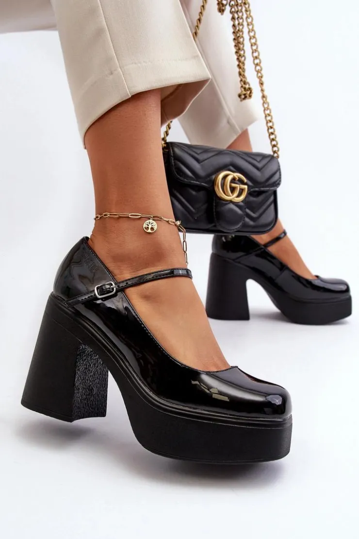 Damskie Big Star Shoes Półbuty Damskie Lakierowane Na Platformie I Słupku Big Star NN274004 Czarne