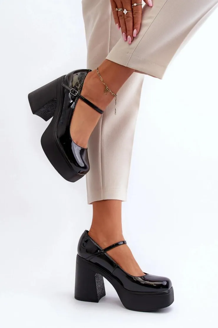 Damskie Big Star Shoes Półbuty Damskie Lakierowane Na Platformie I Słupku Big Star NN274004 Czarne