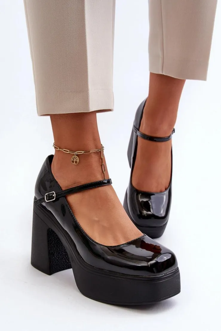 Damskie Big Star Shoes Półbuty Damskie Lakierowane Na Platformie I Słupku Big Star NN274004 Czarne