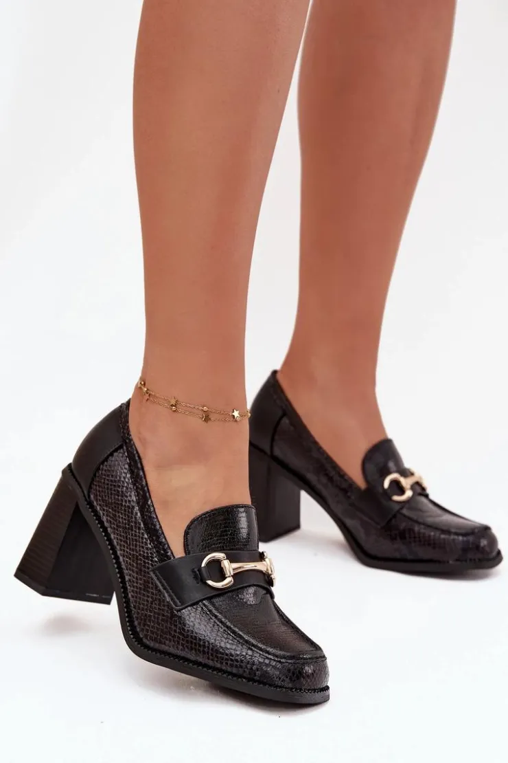 Boto Półbuty Lakierowane|Półbuty Skórzane*Półbuty Damskie Na Słupku Z Tłoczeniem I Złotym Detalem Czarne Novella Czarny