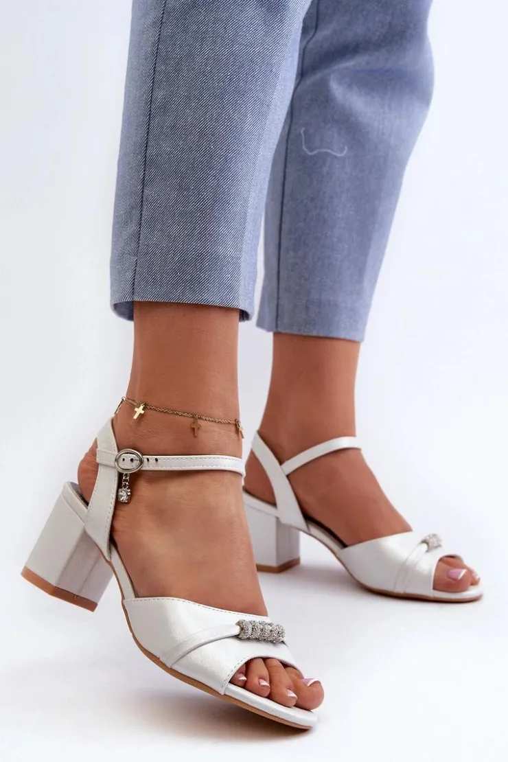 Online Buty damskie Vinceza Sandały Damskie Eko Skórzane Na Słupku Z Ozdobami Srebrne Narhi Srebrny