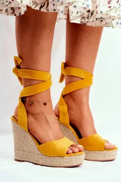 Boto Sandały Damskie Na Koturnie Wiązane Żółte Belleza