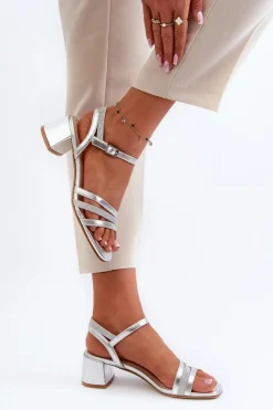 Buty Sergio Leone Sandały Na Obcasie*Sandały Damskie Na Niskim Obcasie Z Eko Skóry Sergio Leone SK046 Srebrne Srebrny