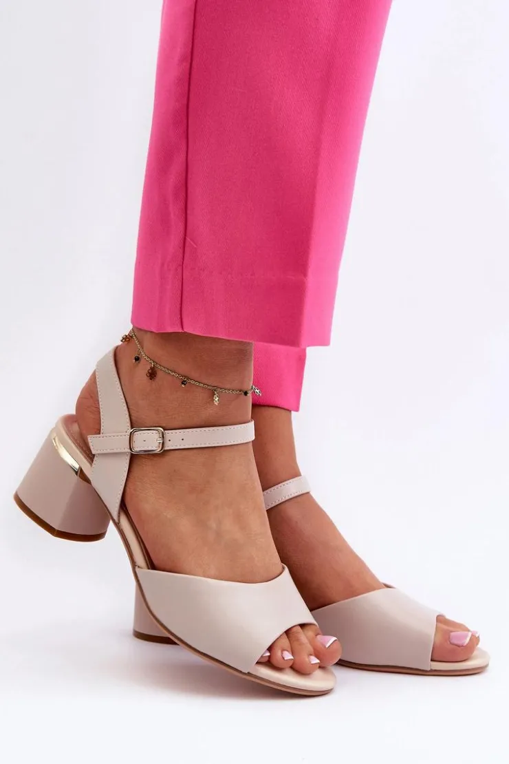 Damskie Buty Sergio Leone Sandały Damskie Na Niskim Obcasie Eko Skórzane Sergio Leone SK876 Jasnoszare