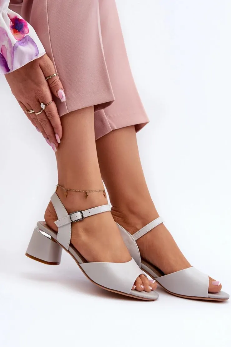 Damskie Buty Sergio Leone Sandały Damskie Na Niskim Obcasie Eko Skórzane Sergio Leone SK876 Szare