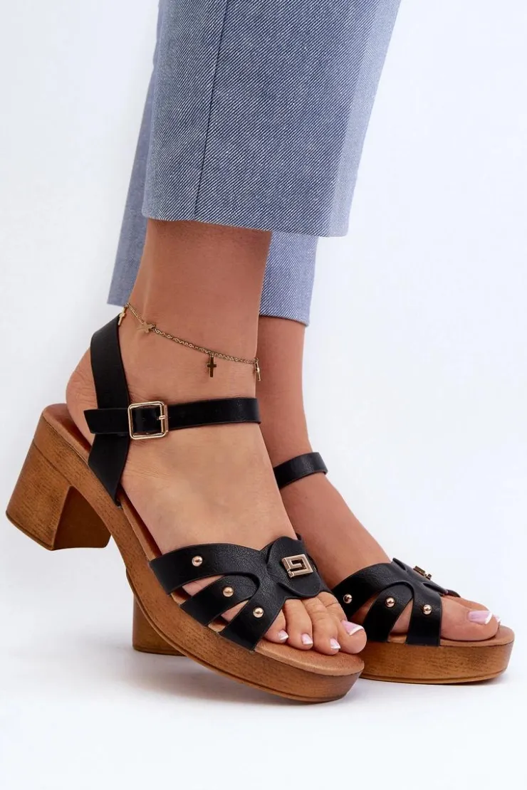 Evento Sandały Na Obcasie*Sandały Damskie Na Obcasie Z Eko Skóry Czarne Assames Czarny