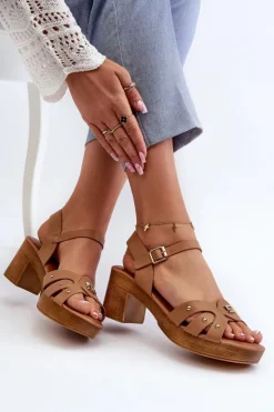 New Evento Sandały Damskie Na Obcasie Z Eko Skóry Brązowe Assames Brązowy