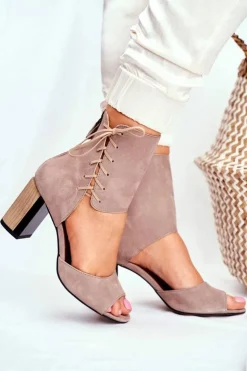 New Maciejka Sandały Damskie Na Słupku Beżowe Zamszowe 04122-04