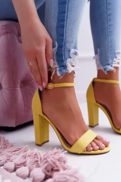 Outlet Boto Sandały Damskie Na Słupku Zamszowe Żółte Anastasie