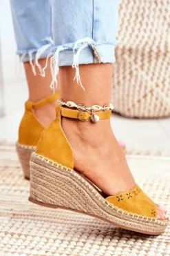 Damskie Evento Sandały Na Plecionej Koturnie Żółte Sagittarius