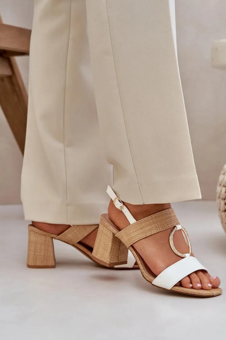 Discount Boto Sandały Na Słupkowym Obcasie Biało-Beżowe Afleeria