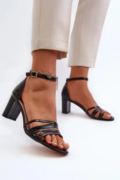 Clearance Evento Sandały Na Słupku Z Paseczkami Czarne Enitia Czarny