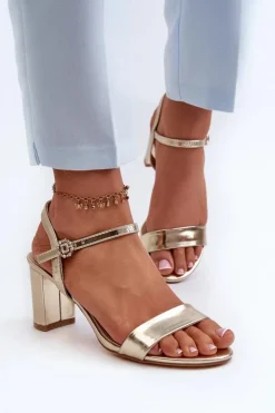 Online Evento Sandały Na Słupku Złote Glindra