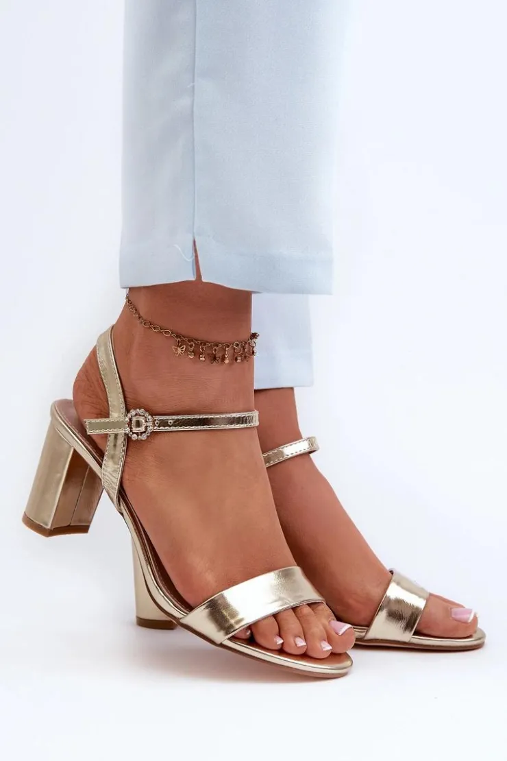 Online Evento Sandały Na Słupku Złote Glindra