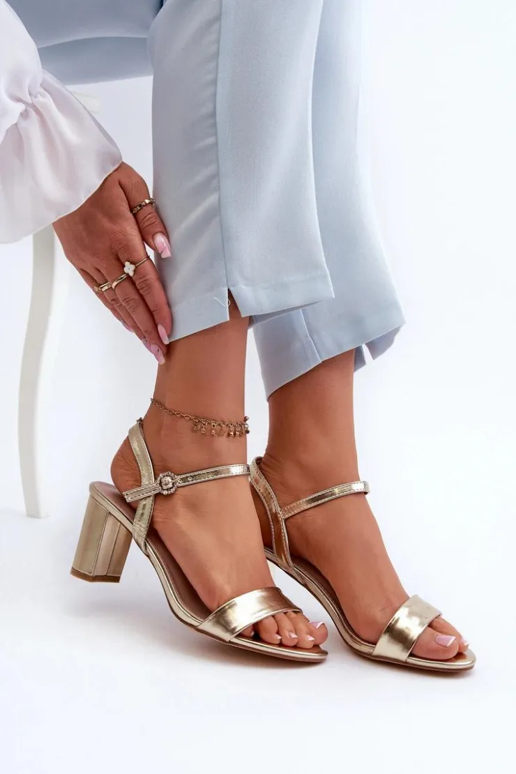 Online Evento Sandały Na Słupku Złote Glindra