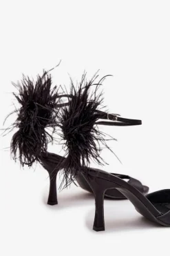 Sale Boto Sandały Na Szpilce Z Piórami Czarne Caelina Czarny