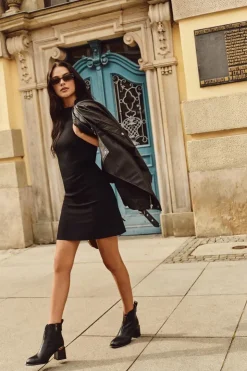 Damskie Buty damskie Vinceza Skórzane Botki Damskie Na Słupku Vinceza 66811 Czarne