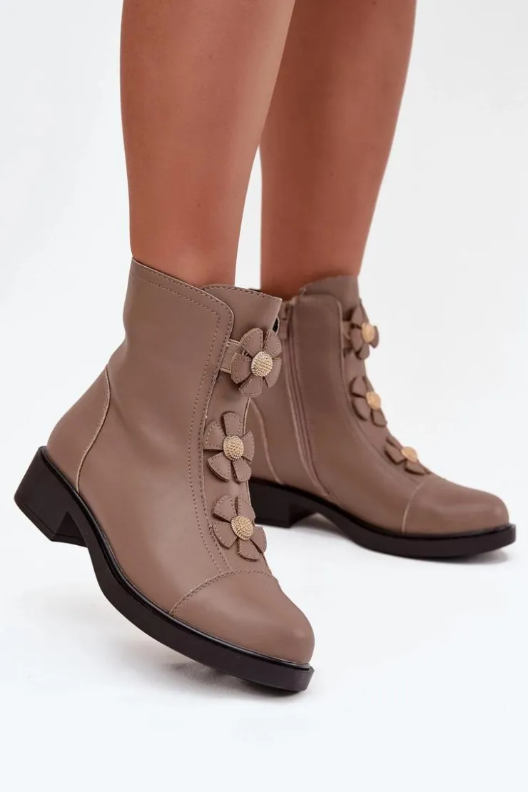 Outlet Boto Skórzane Botki Damskie Z Ozdobnymi Kwiatkami Ocieplane Beżowe Belverine Beżowy