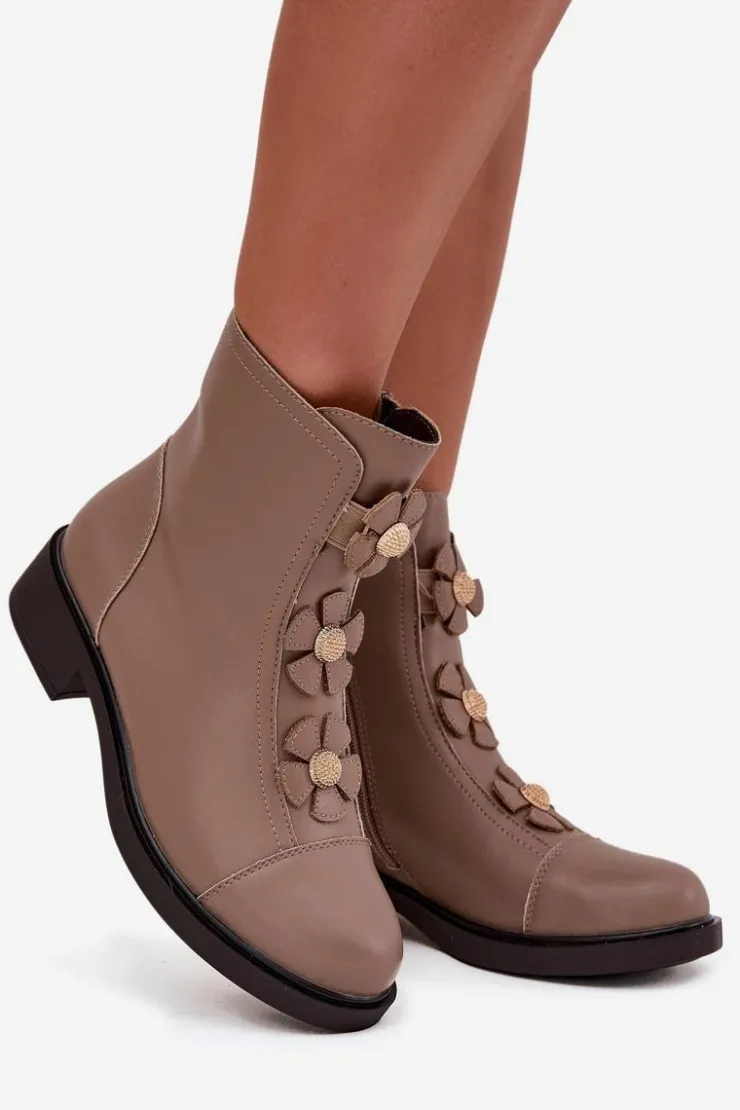 Outlet Boto Skórzane Botki Damskie Z Ozdobnymi Kwiatkami Ocieplane Beżowe Belverine Beżowy