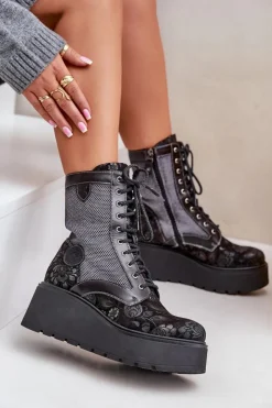 Damskie Maciejka Skórzane Botki Na Platformie I Koturnie Z Wzorzystą Cholewką 06720-01 Czarne