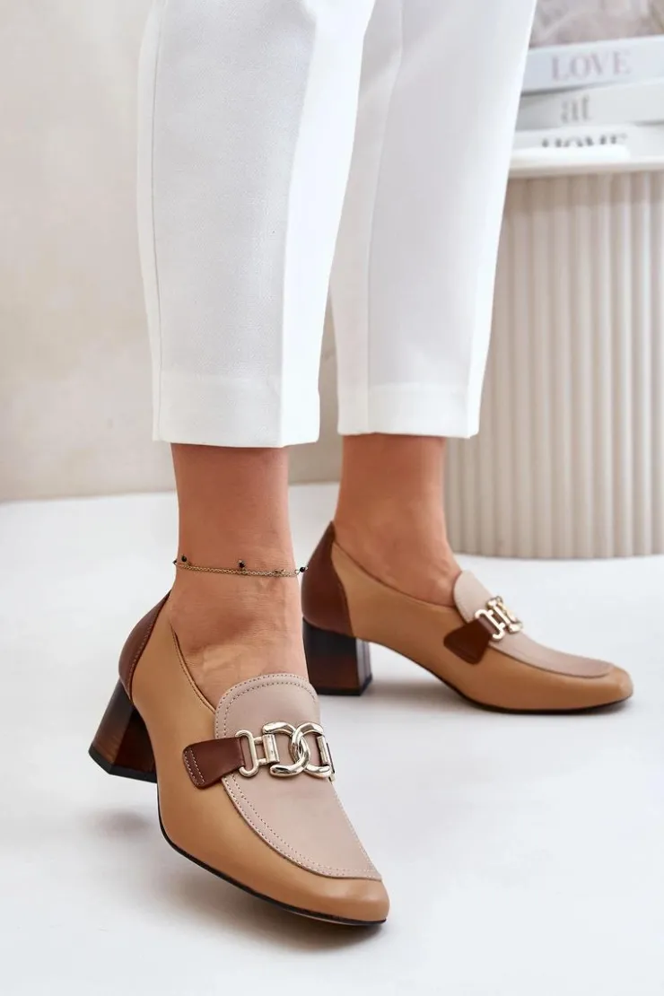 Discount Laura Messi Skórzane Czółenka Na Słupku Ze Złotą Ozdobą 2861 Brązowe