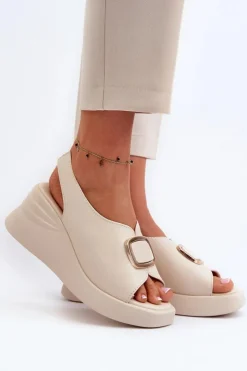 Damskie Evento Skórzane Damskie Sandały Na Koturnie Z Ozdobą Beżowe Salvania