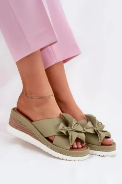 Damskie Artiker Skórzane Klapki Damskie Na Koturnie Z Ozdobnym Kwiatem 52C0503 Zielone