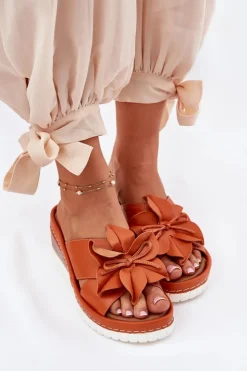 Artiker Skórzane Klapki Damskie Na Koturnie Z Ozdobnym Kwiatem 52C0505 Pomarańczowe Pomarańczowy