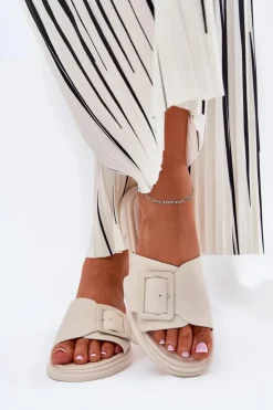 Damskie buty S.Barski Klapki Damskie Klasyczne*Skórzane Klapki Damskie Z Klamrą D&A SJ2302-01 Beżowe Beżowy