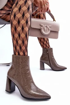 Damskie buty S.Barski Skórzane Lakierowane Botki Na Słupku S.Barski MR870-58 Ciemnobeżowe