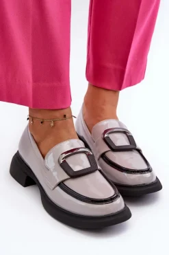 Outlet Buty damskie Vinceza Skórzane Lakierowane Mokasyny Damskie Szare Fidodia