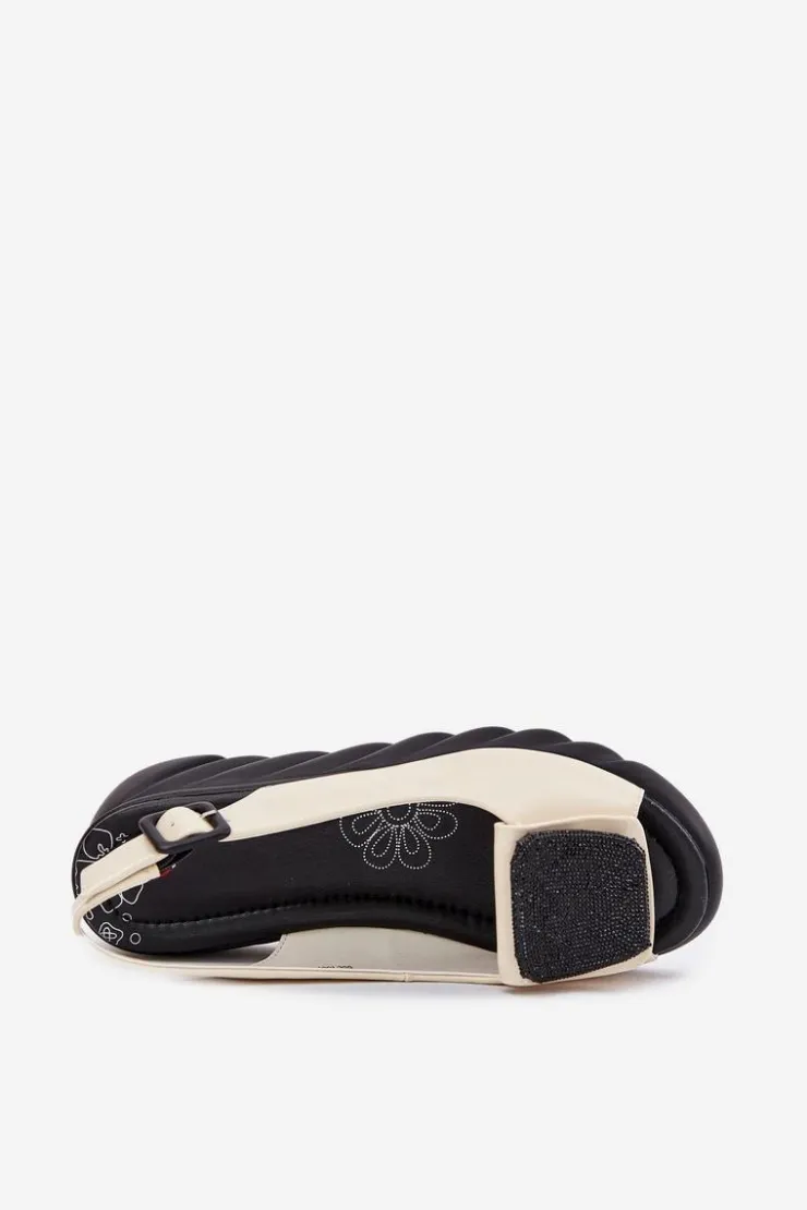 Damskie Artiker Skórzane Lakierowane Sandały Damskie Na Koturnie z Ozdobą 56C1567 Beżowe